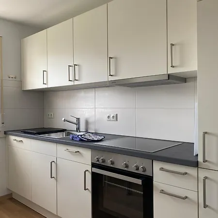 Ankerplatz 2 דירה